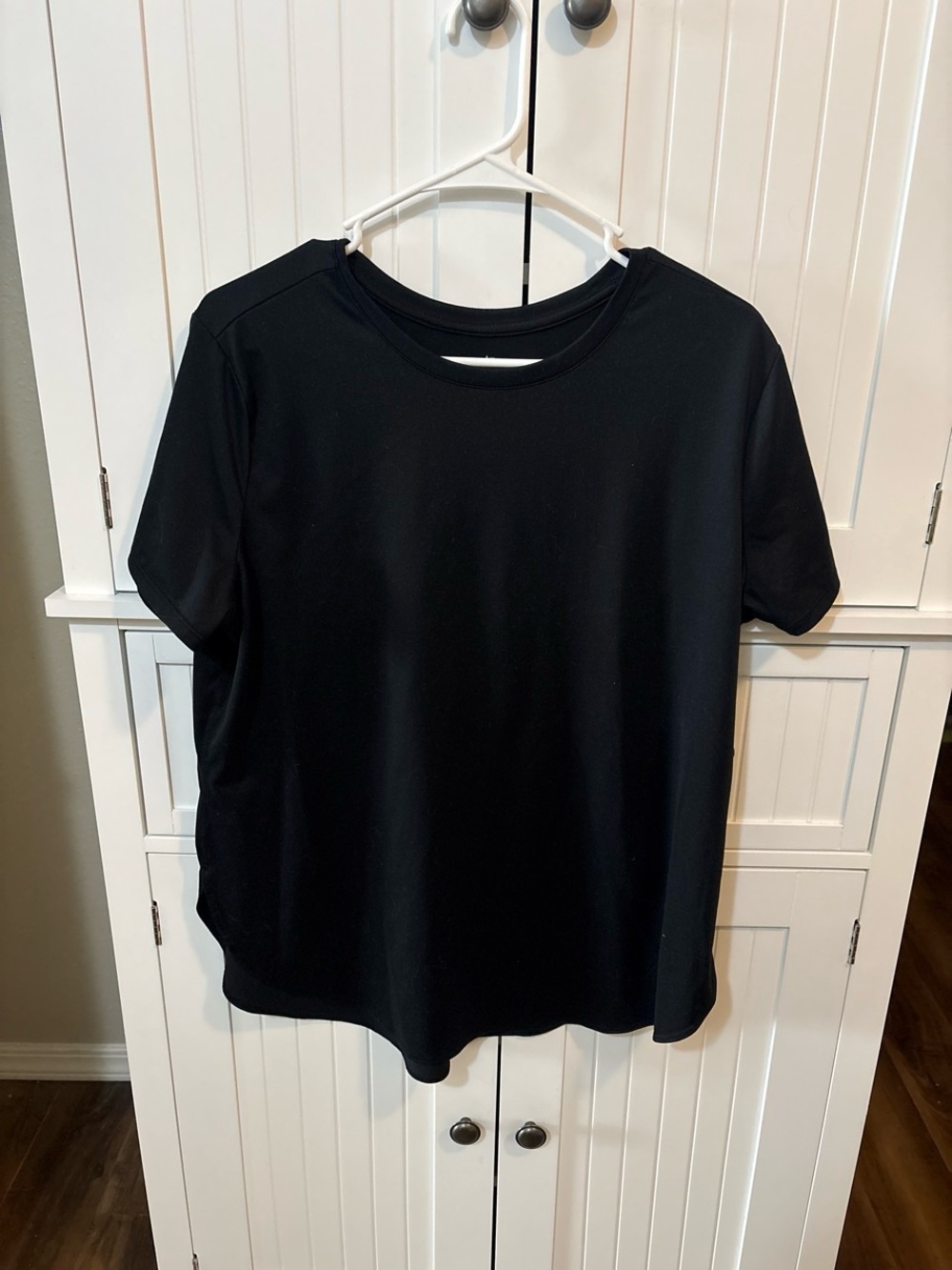 Skechers Black Athleisure Performance Tee Size Large Gymcore Runner Wear Minimal